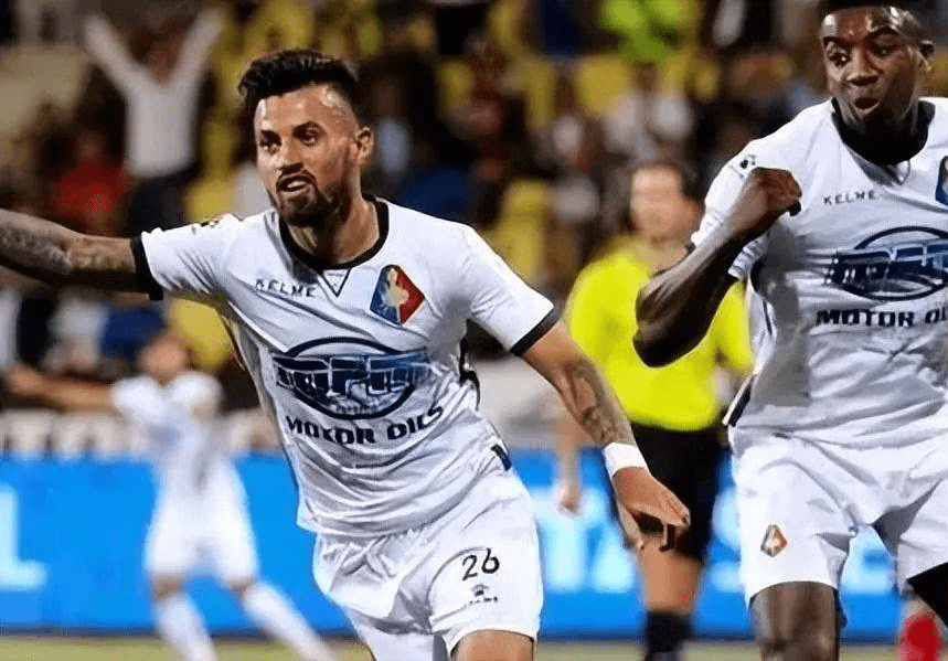 以哈尔滨的 以哈尔滨的